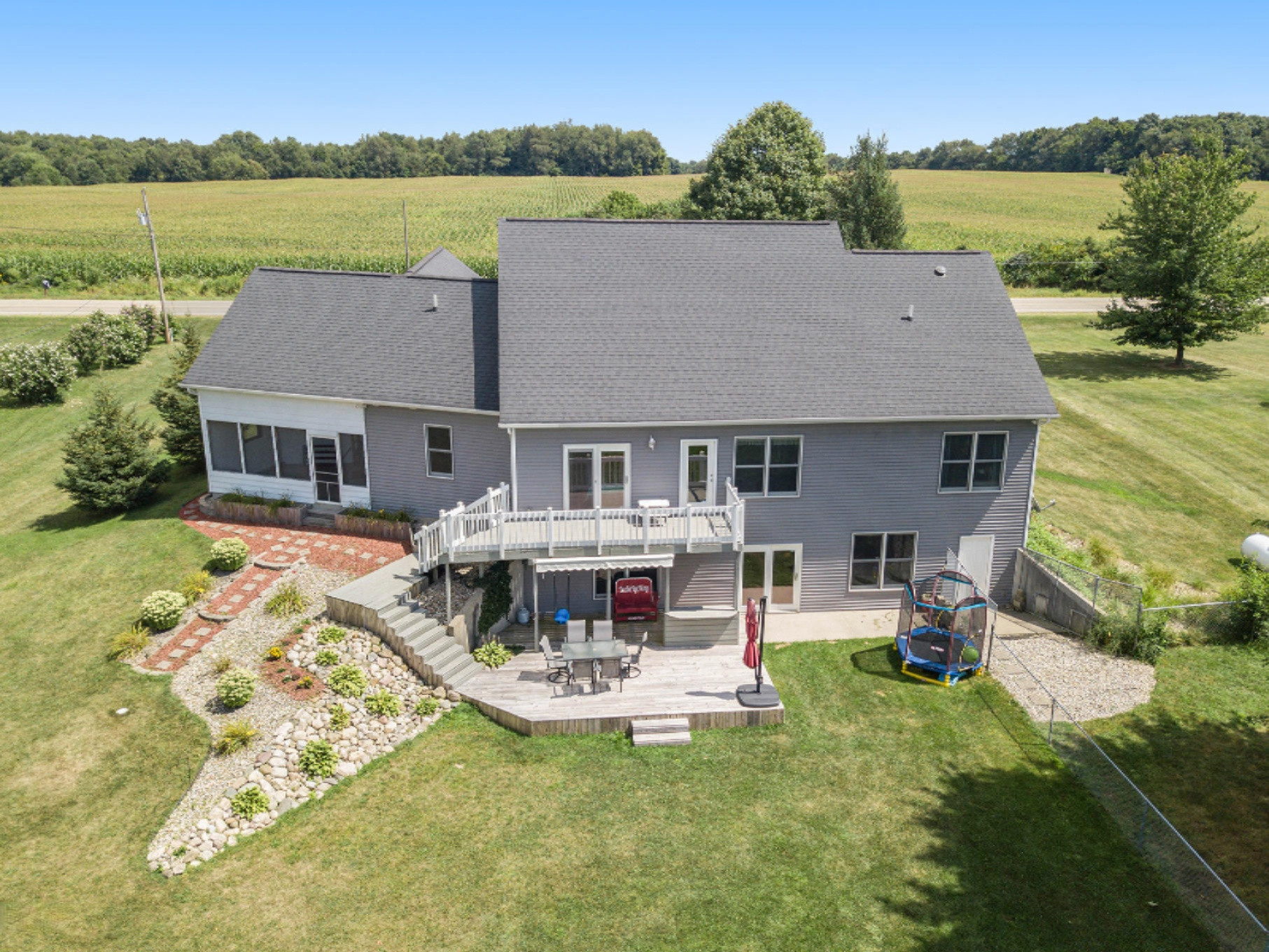 68344 Cassopolis Road Edwardsburg, MI 49112 - Photo 31 of 36 DJI_0417