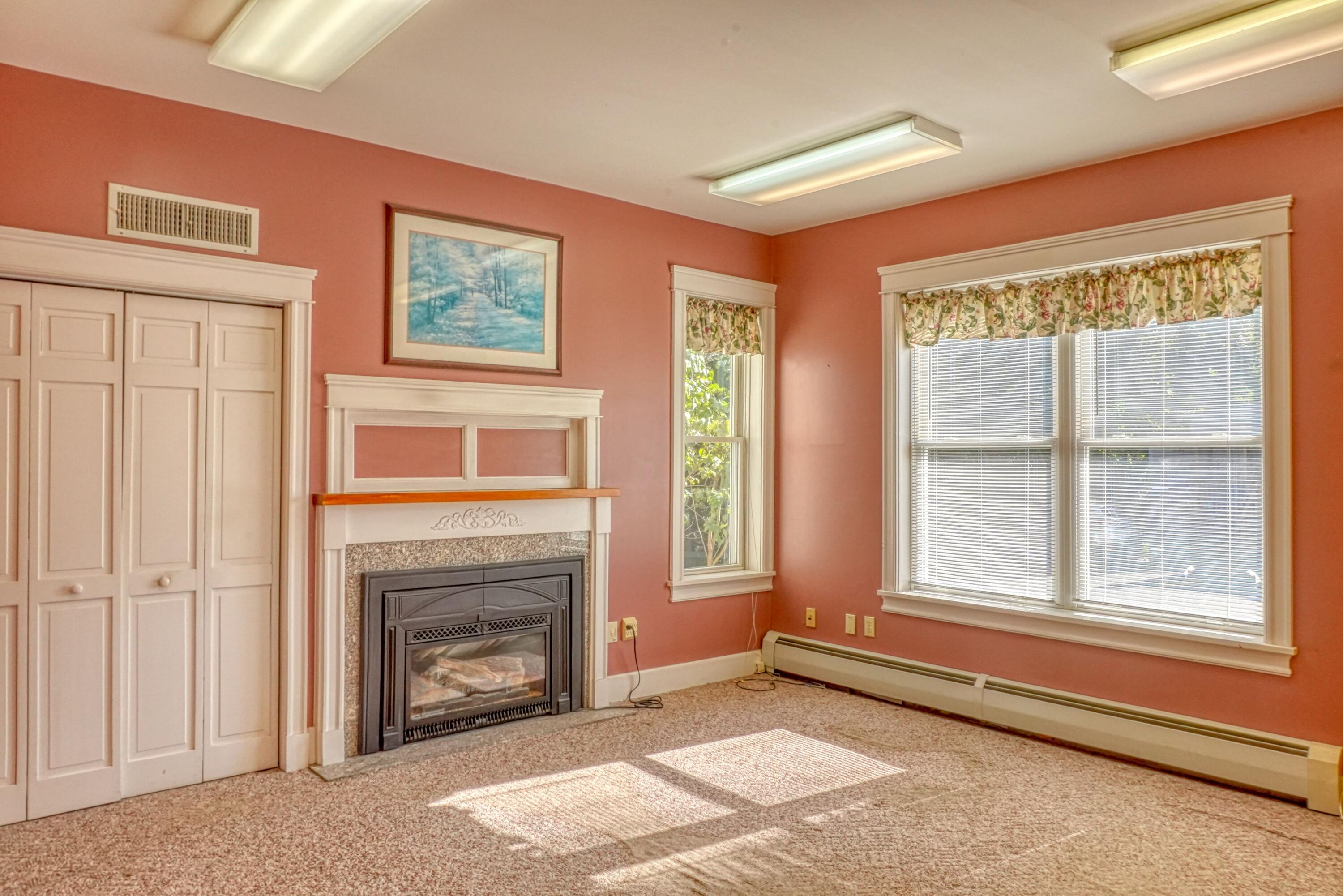 36 Silver Street Waterville, ME 04901 - Photo 8 of 37 Reception