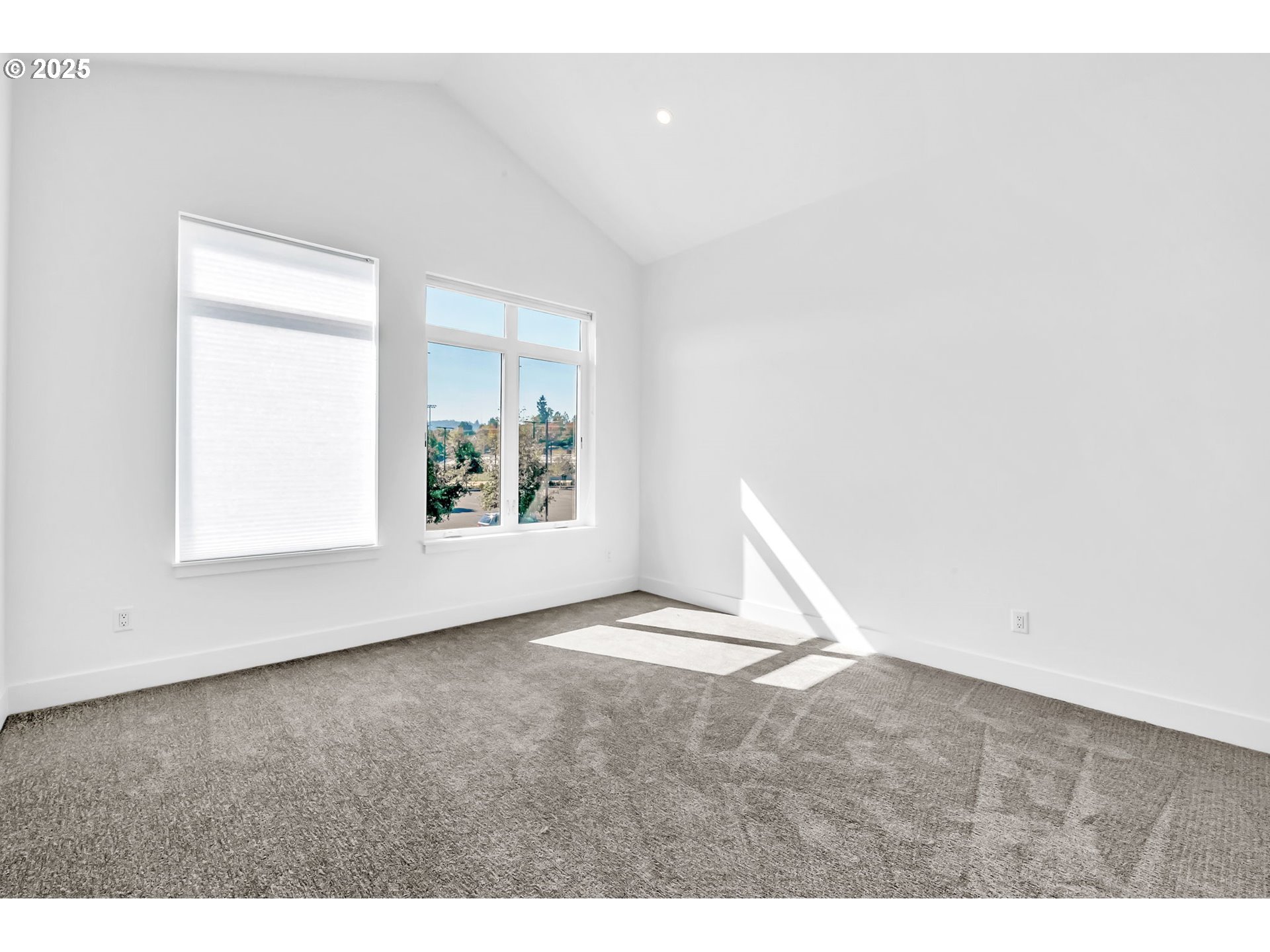 193 East 20th Avenue Eugene, OR 97405 - Photo 27 of 39