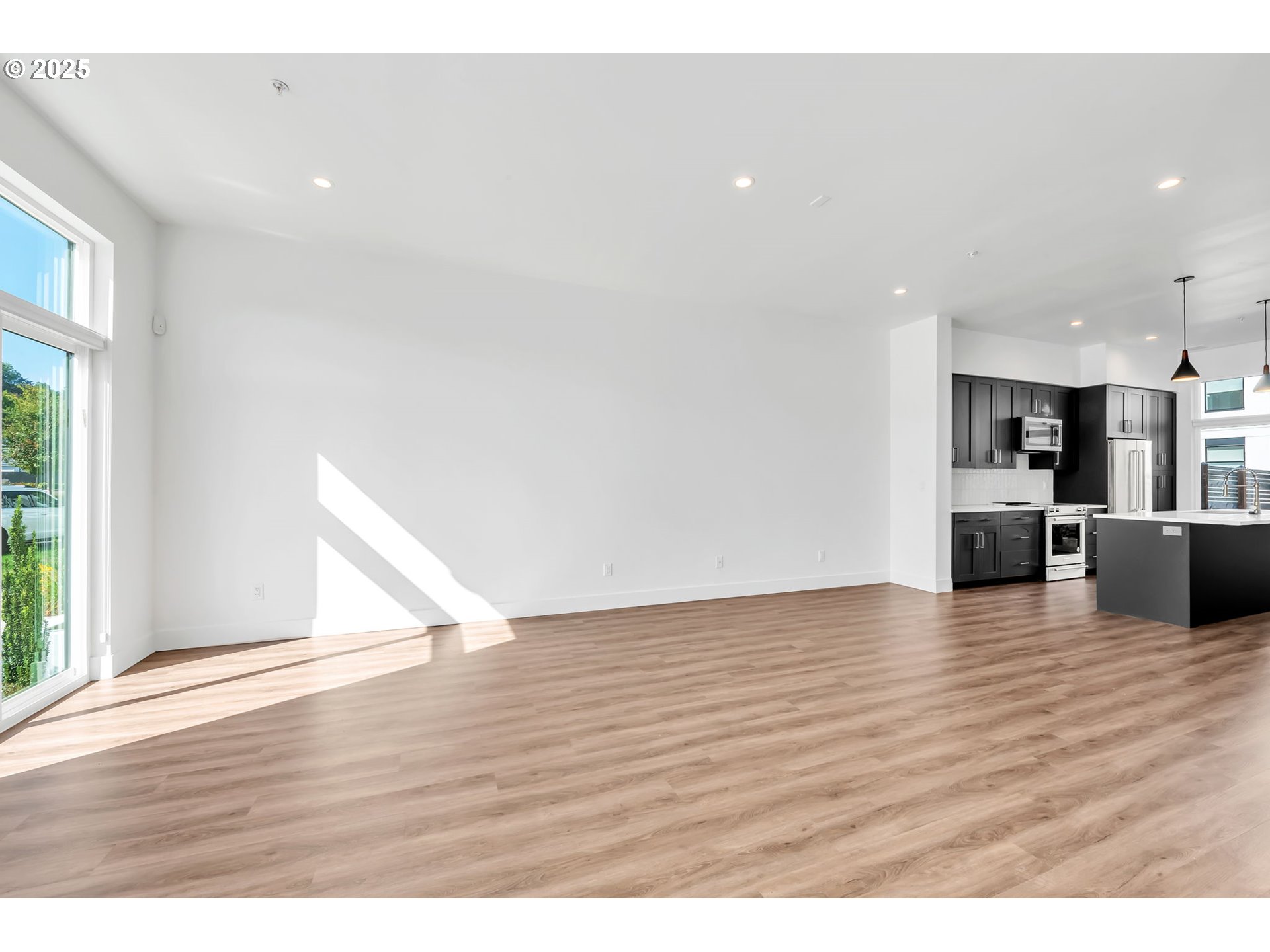 193 East 20th Avenue Eugene, OR 97405 - Photo 5 of 39