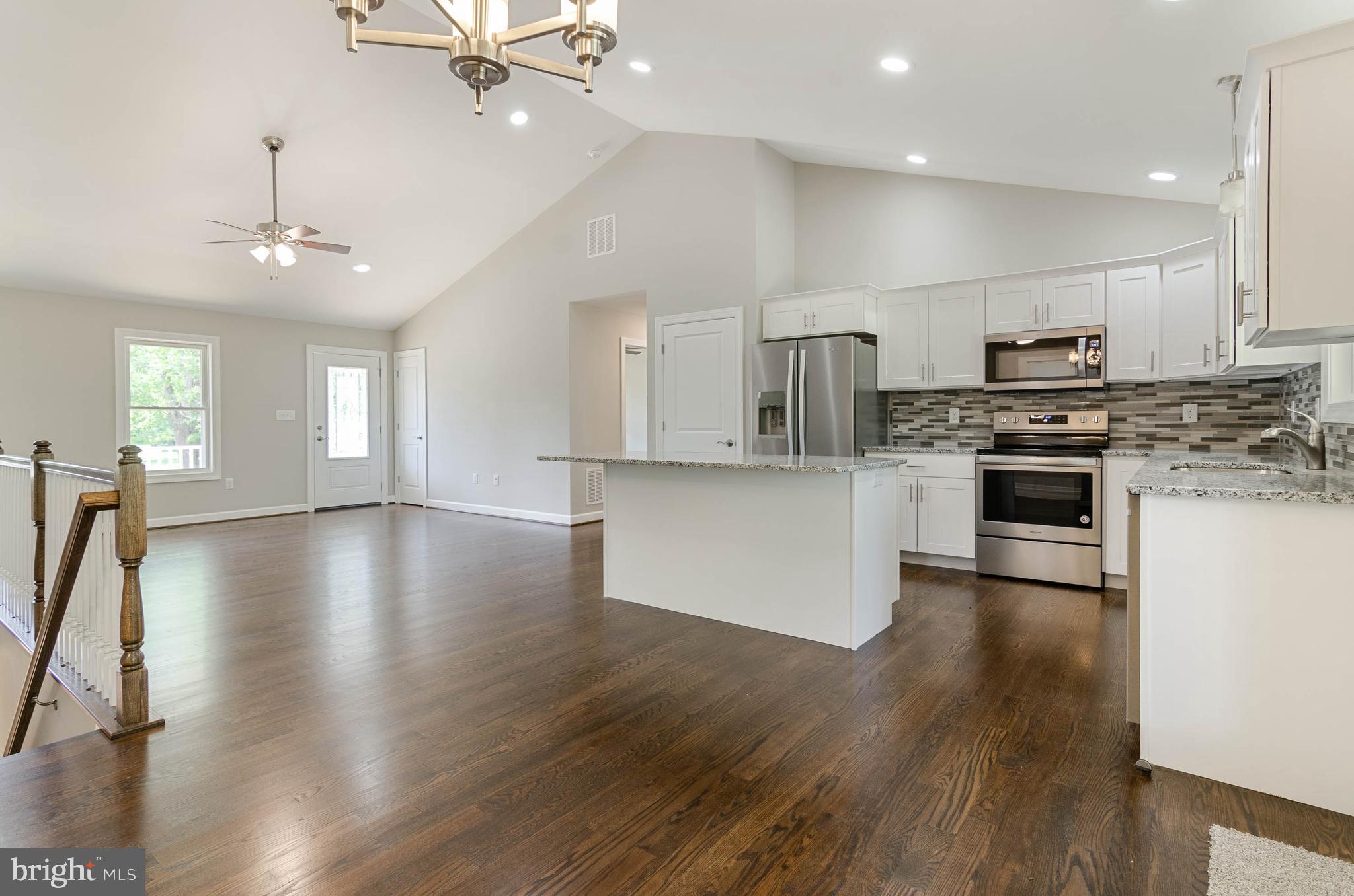 140 White Post Road White Post, VA 22663 - Photo 4 of 46 GORGEOUSLY APPOINTED KITCHEN
