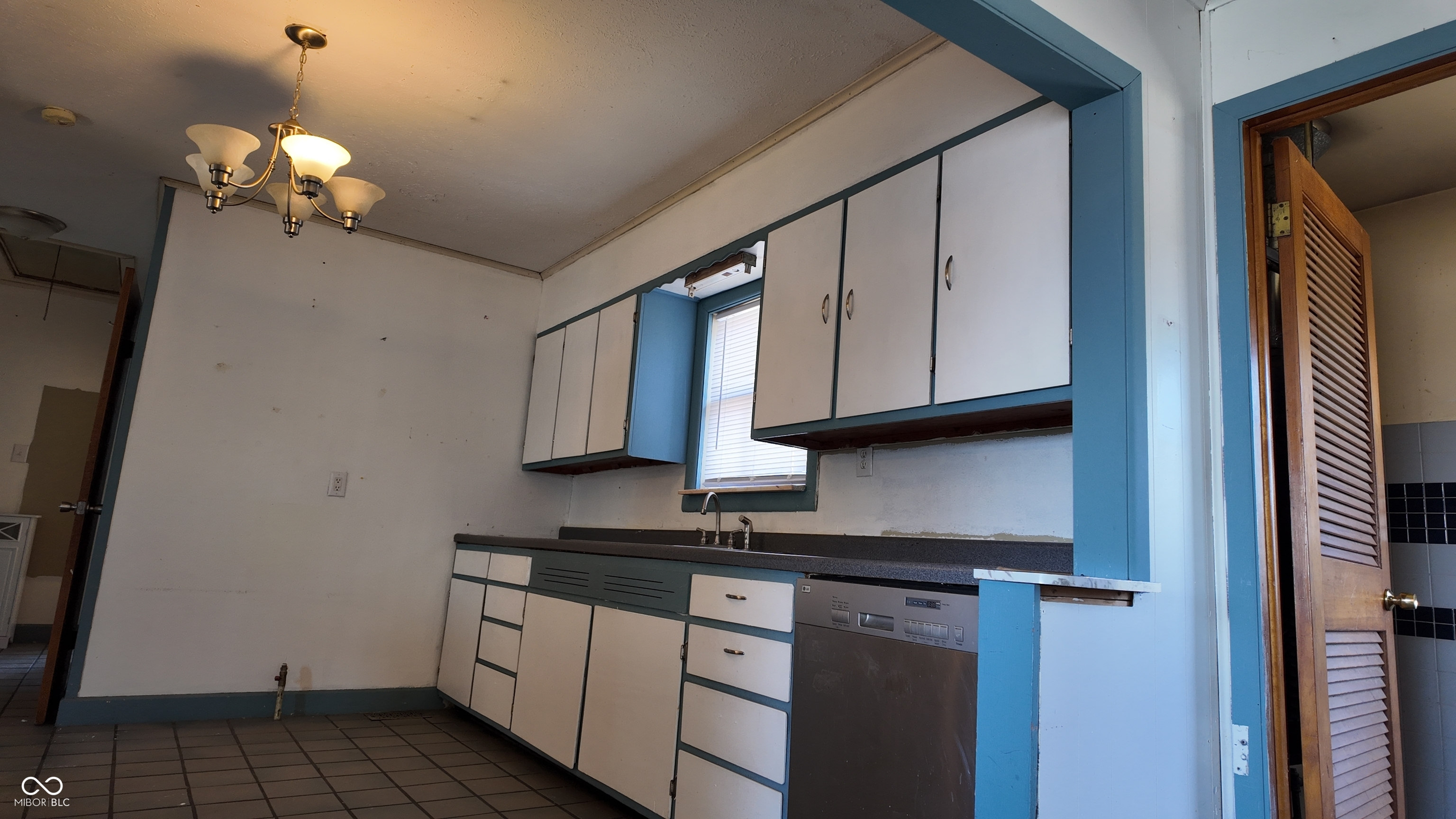 4115 South Butler Avenue Indianapolis, IN 46203 - Photo 20 of 26