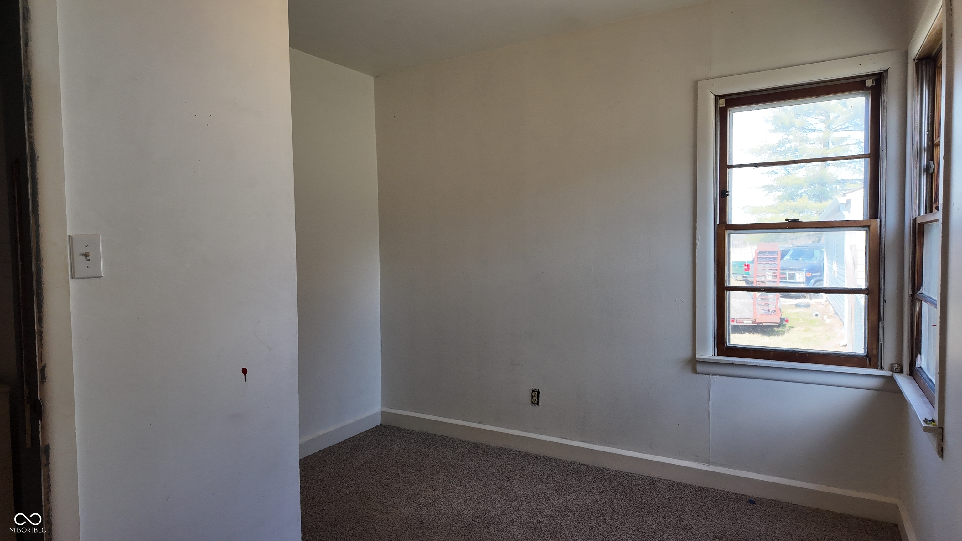 4115 South Butler Avenue Indianapolis, IN 46203 - Photo 4 of 26