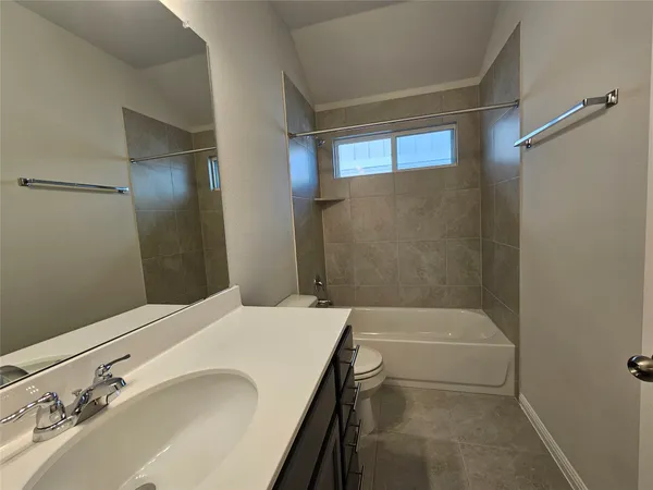 $2,475 | 10220 Laurie Lane, Austin, TX 78747