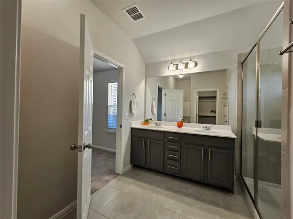 $2,475 | 10220 Laurie Lane, Austin, TX 78747