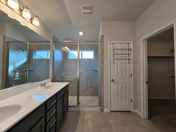 $2,475 | 10220 Laurie Lane, Austin, TX 78747