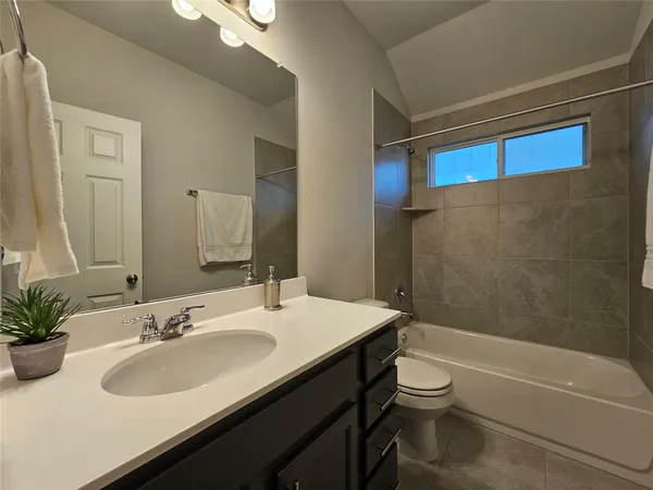 $2,475 | 10220 Laurie Lane, Austin, TX 78747