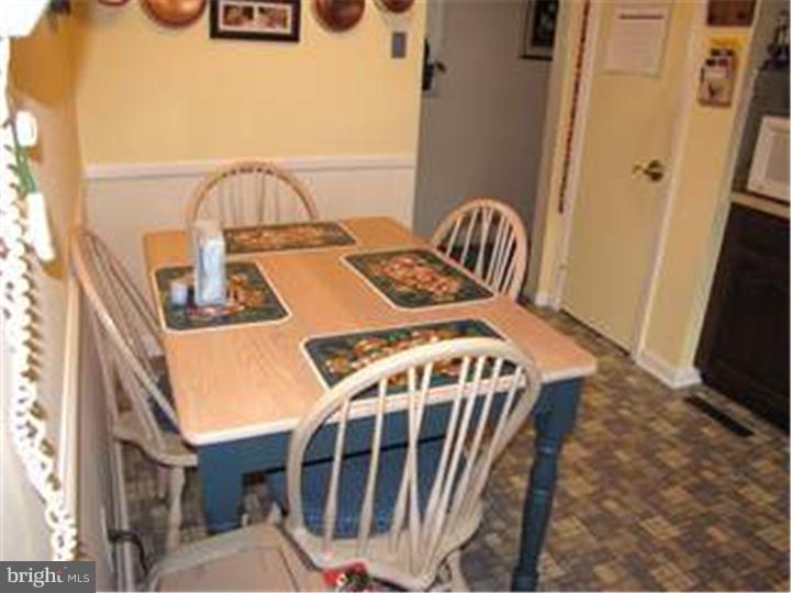 3 Wexford Road Gibbsboro, NJ 08026 - Photo 5 of 19 Kitchen