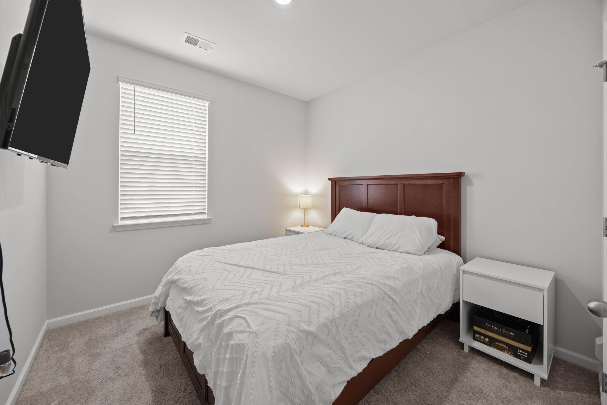 300 Feldspar Lane Ladson, SC 29456 - Photo 13 of 44 9-web-or-mls-470A5187