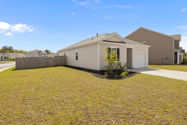 $335,000 | 300 Feldspar Lane, Ladson, SC 29456