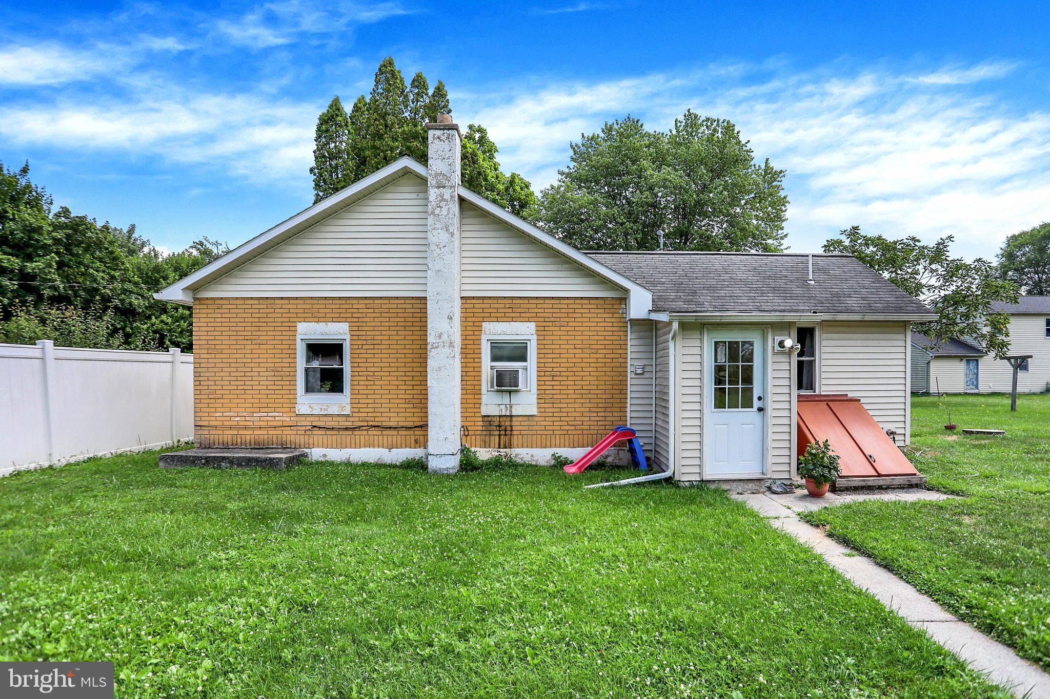 977 Laudermilch Road Palmyra, PA 17078 - Photo 24 of 28 Rear
