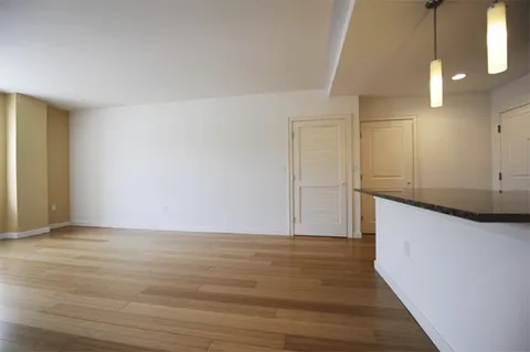 $3,995 | 16 Miner Street, Unit 205, Boston, MA 02215