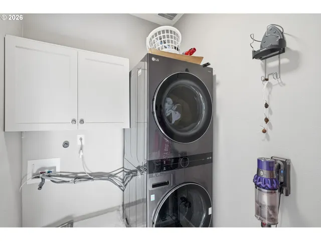 $619,900 | 1228 I Street, Washougal, WA 98671