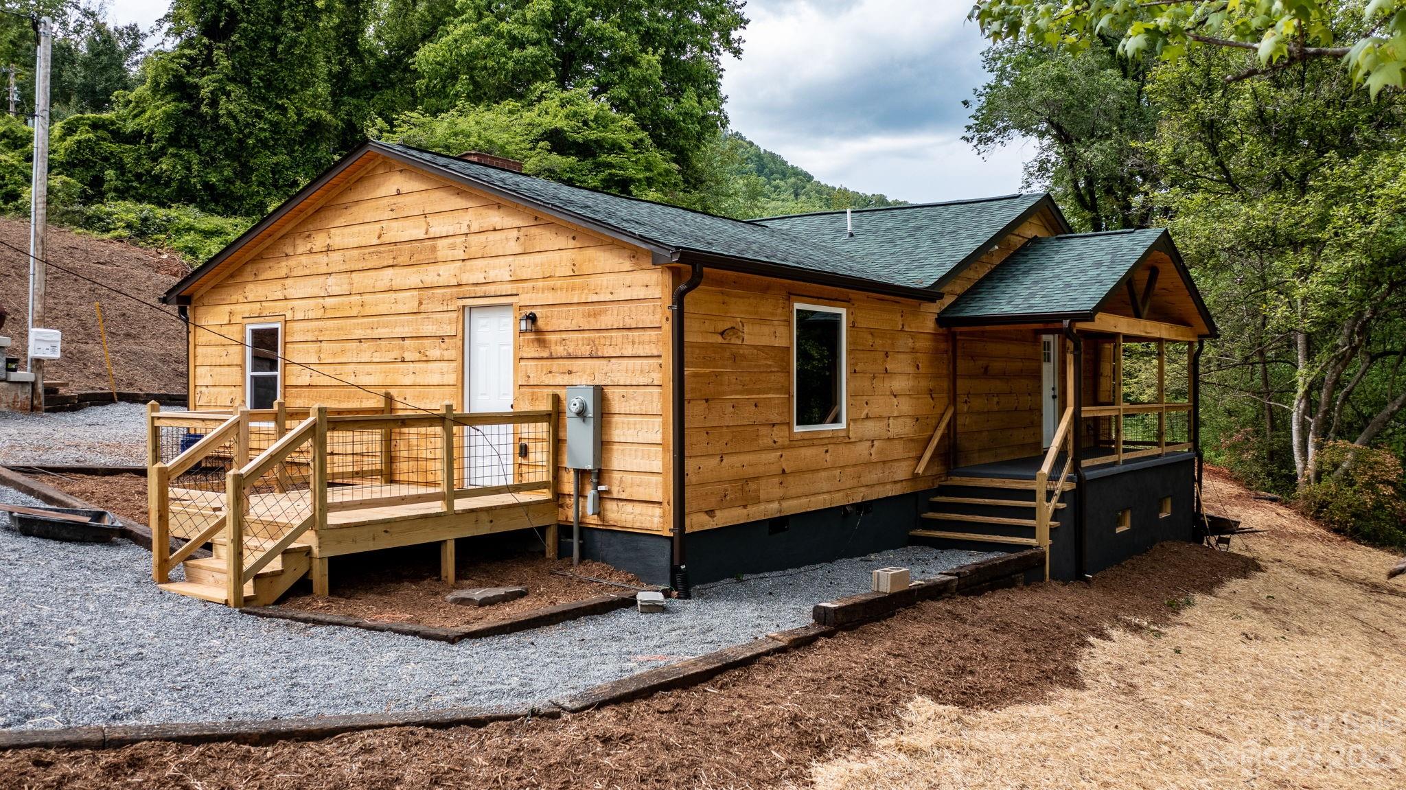 7494 Watershed Road Morganton, NC 28655 - Photo 12 of 25 Gallery Image 12