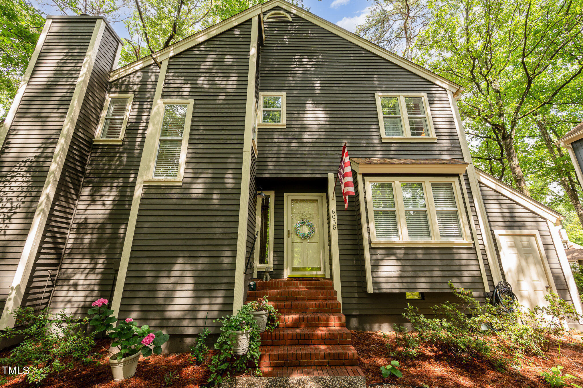 6035 Sentinel Drive Raleigh, NC 27609 - Photo 4 of 32 003_dsc_6025-edit_435