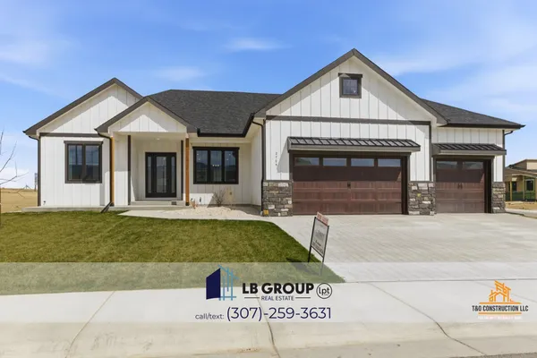 $789,000 | 2704 Berkshire Way, Casper, WY 82609