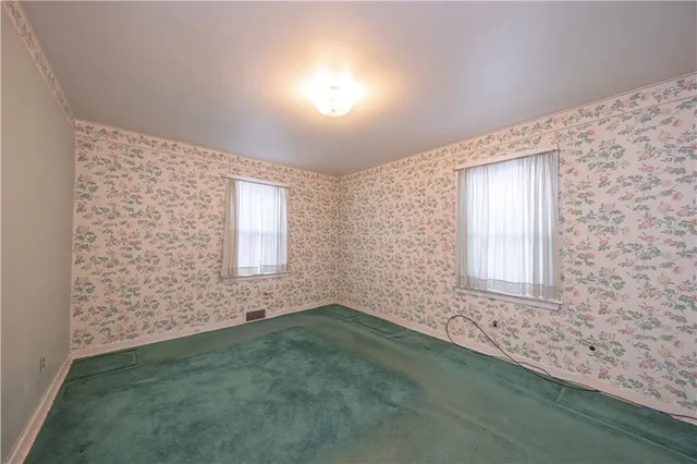 $315,000 | 30 Crystal Place, Oakmont, PA 15139