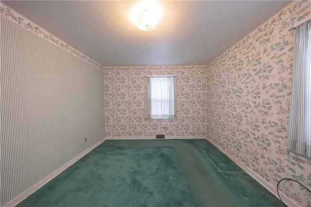 $315,000 | 30 Crystal Place, Oakmont, PA 15139