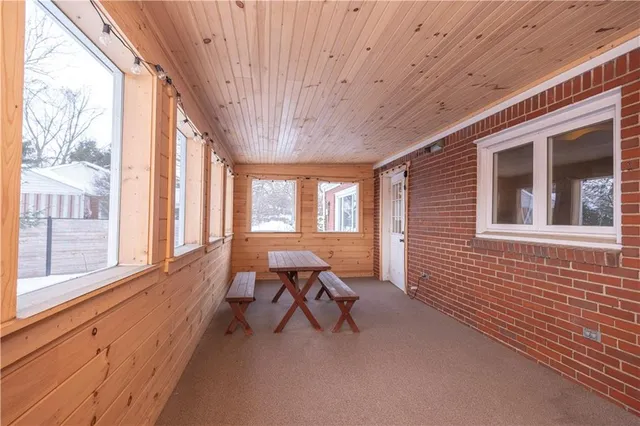 $315,000 | 30 Crystal Place, Oakmont, PA 15139