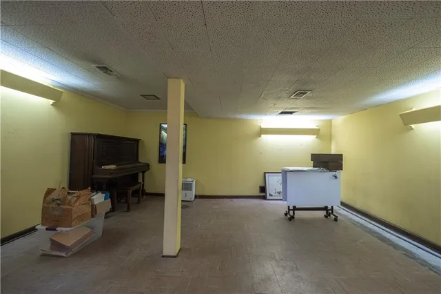 $315,000 | 30 Crystal Place, Oakmont, PA 15139