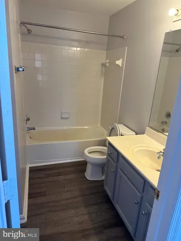 $2,650 | 43004 Beachall Street, Chantilly, VA 20152