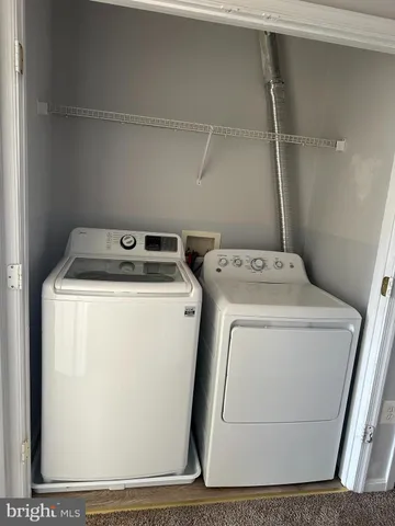 $2,650 | 43004 Beachall Street, Chantilly, VA 20152