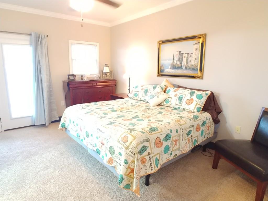 1235 New Lake Road, Unit 2 Spring City, TN 37381 - Photo 6 of 17 Master ensuite with Balcony