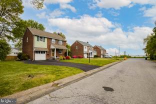 27 Rolling Road Claymont, DE 19703 - Photo 17 of 17
