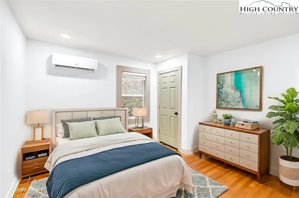 $320,000 | 7 Legra Road, Grassy Creek, NC 28631