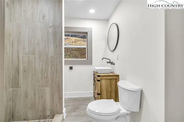 $320,000 | 7 Legra Road, Grassy Creek, NC 28631