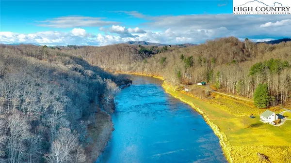 $320,000 | 7 Legra Road, Grassy Creek, NC 28631