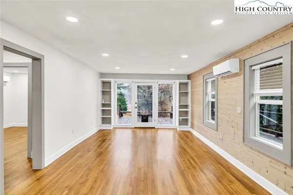 $320,000 | 7 Legra Road, Grassy Creek, NC 28631