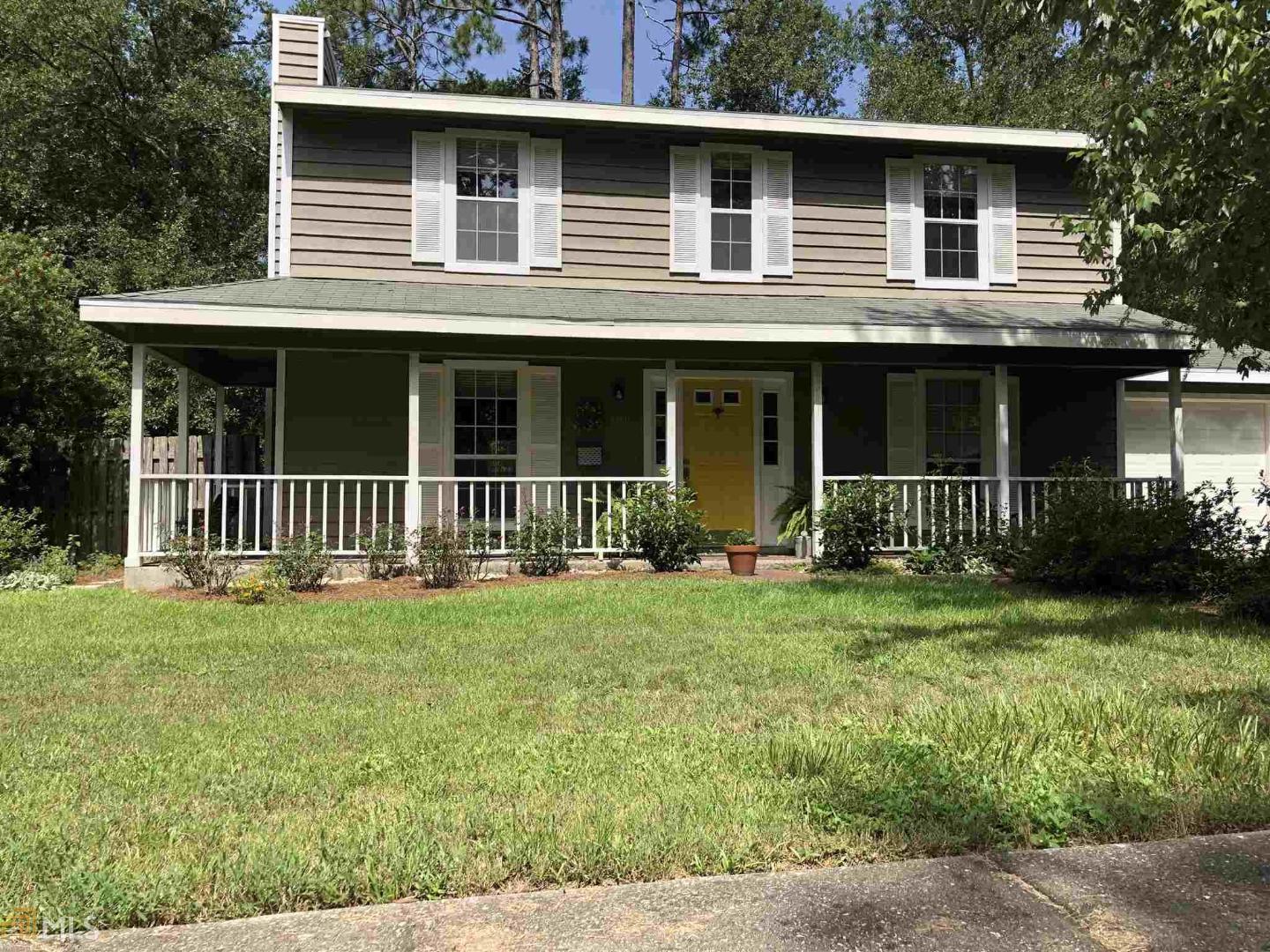 110 Bachlott Road St. Marys, GA 31558 - Photo 1 of 1 a front view of a house with a garden