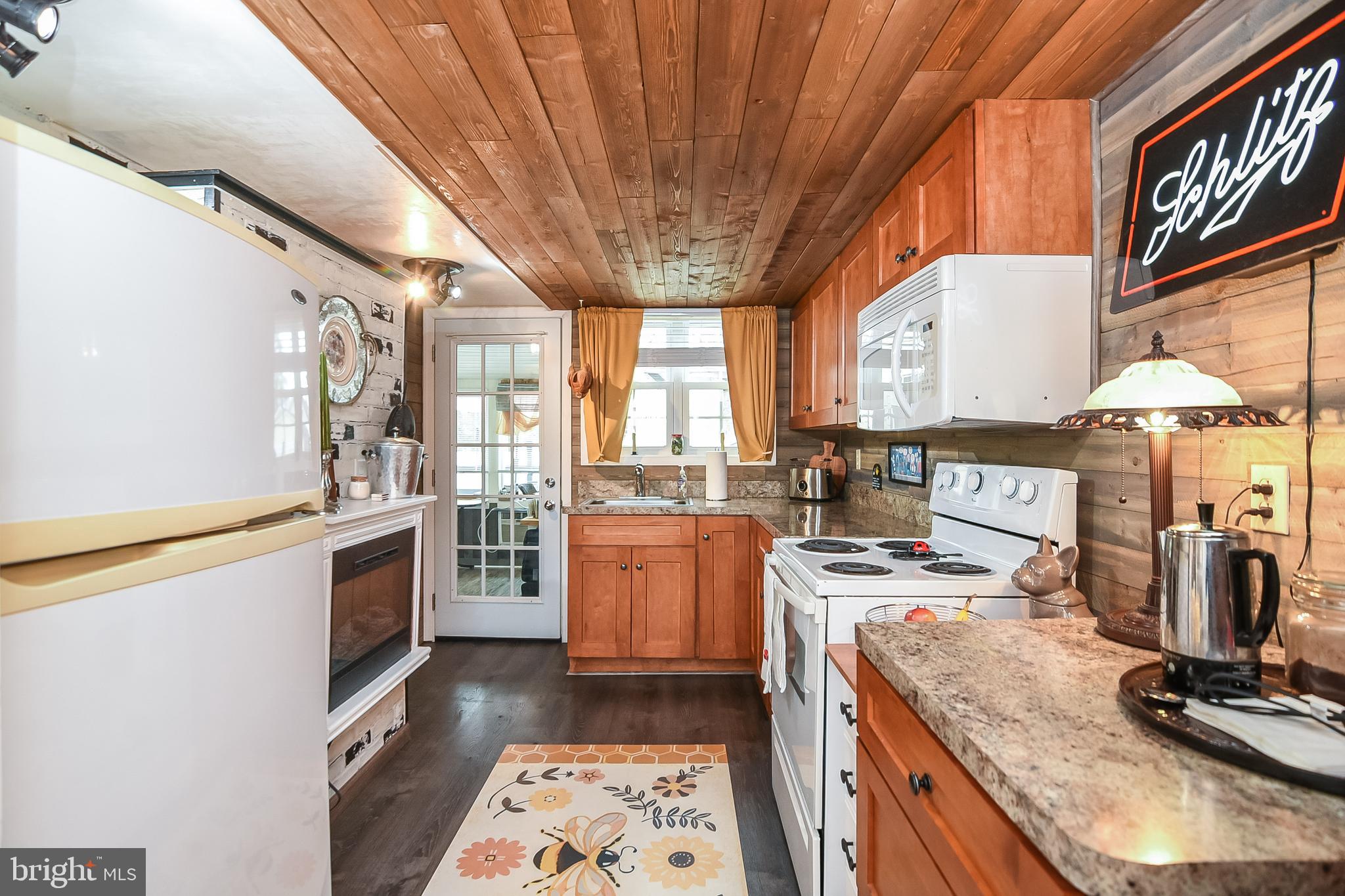 115 Nelson Street Colonial Beach, VA 22443 - Photo 19 of 45 Kitchen