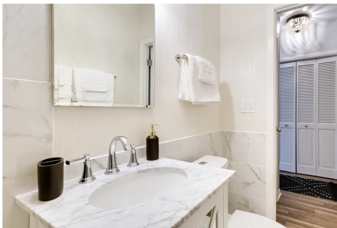 1931 North Howe Street, Unit 2W Chicago, IL 60614 - Photo 13 of 16