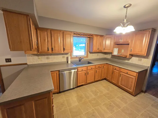 $369,900 | 255 Chapin Street, Columbus, WI 53925