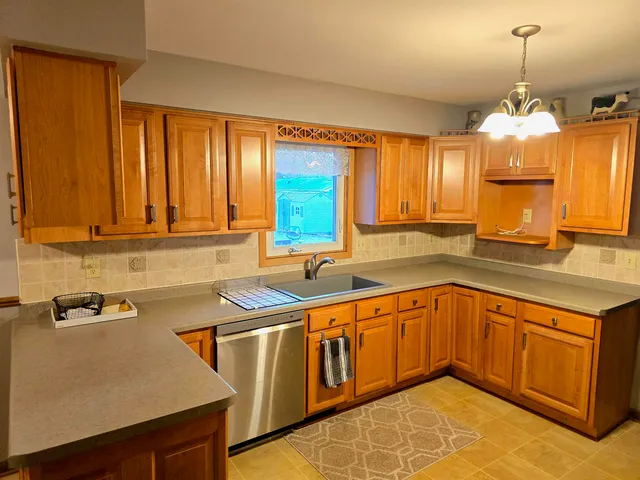 $379,900 | 255 Chapin Street, Columbus, WI 53925