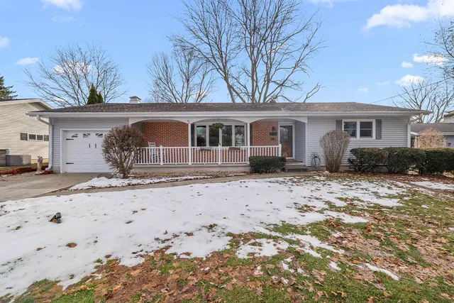 $369,900 | 255 Chapin Street, Columbus, WI 53925