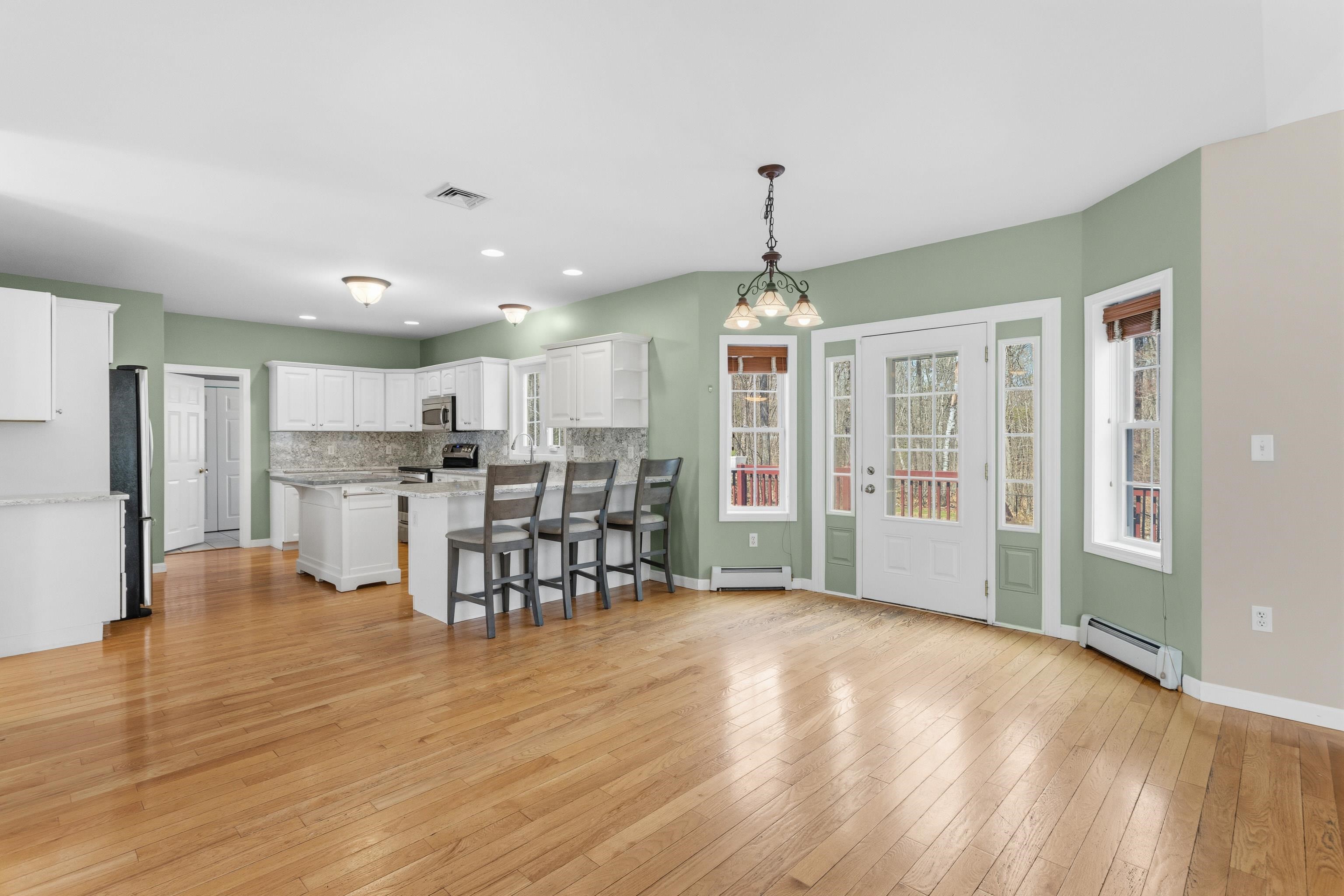 116 Fiddlehead Lane Chester, NH 03036 - Photo 6 of 40 Gallery Image 6
