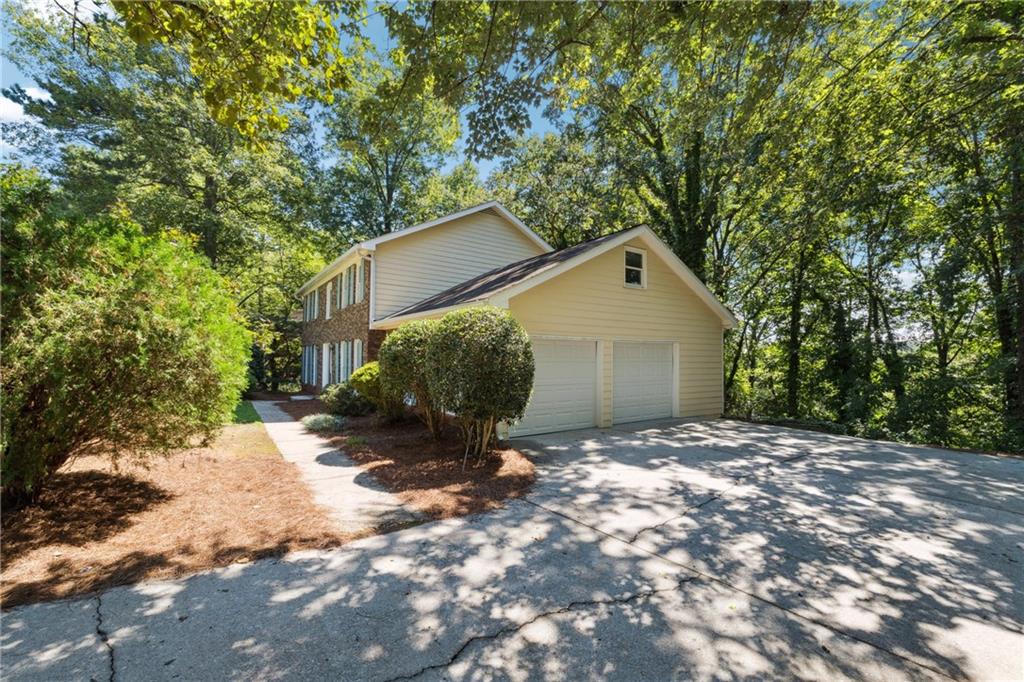 3761 Ridge Road Southeast Smyrna, GA 30080 - Photo 2 of 27