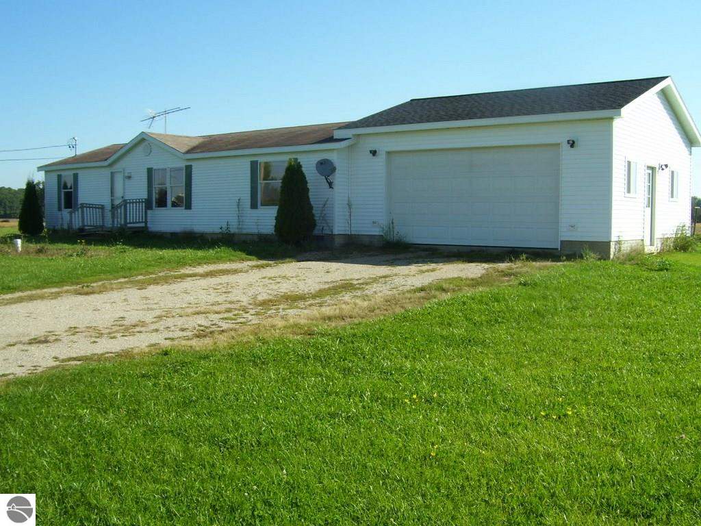 1887 South Meridian Road Mount Pleasant, MI 48858 - Photo 1 of 14 1792808.JPG