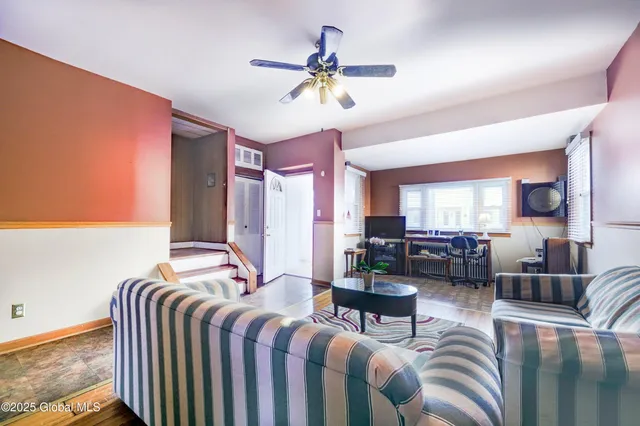 $240,000 | 19 West Van Vechten Street, Albany, NY 12209