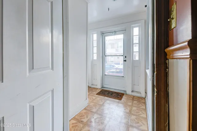 $240,000 | 19 West Van Vechten Street, Albany, NY 12209