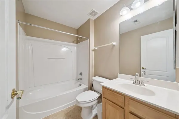 $179,000 | 250 Hidden Ridge Court, Unit 301, South Park, PA 15129