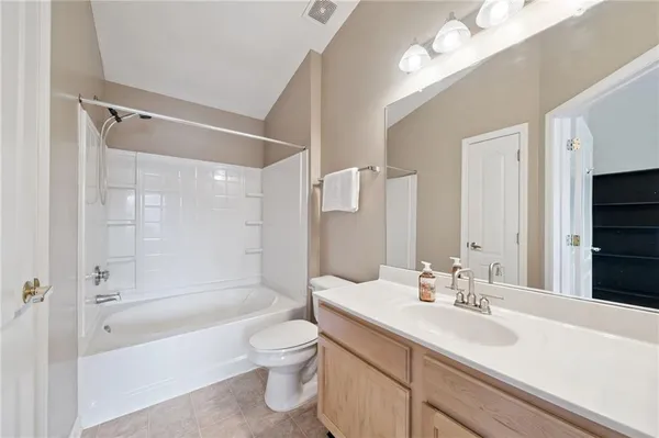 $179,000 | 250 Hidden Ridge Court, Unit 301, South Park, PA 15129