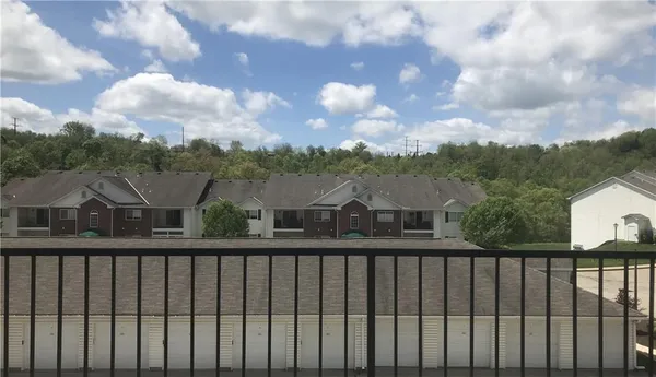 $179,000 | 250 Hidden Ridge Court, Unit 301, South Park, PA 15129