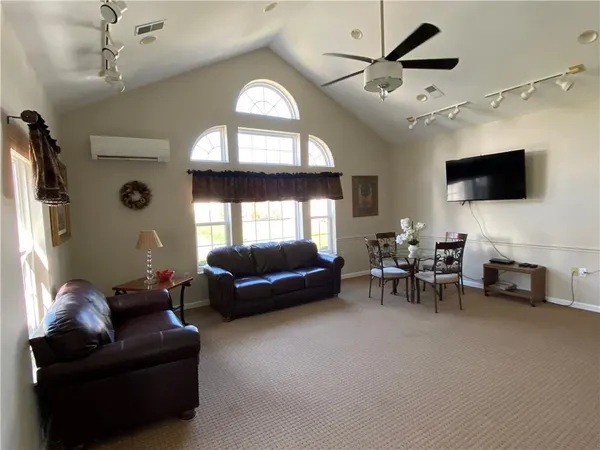 $179,000 | 250 Hidden Ridge Court, Unit 301, South Park, PA 15129