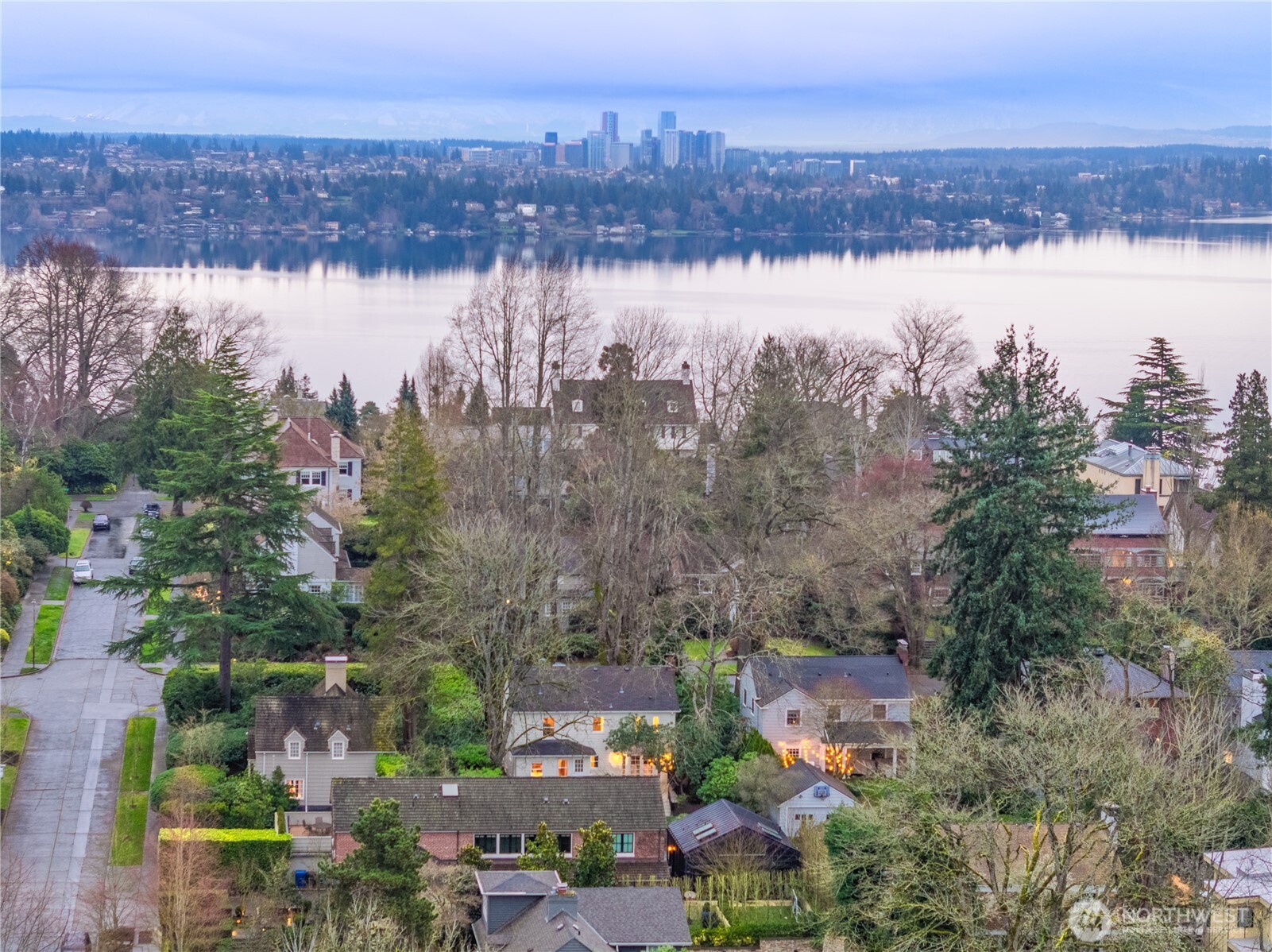 625 34th Avenue East Seattle, WA 98112 - Photo 37 of 38