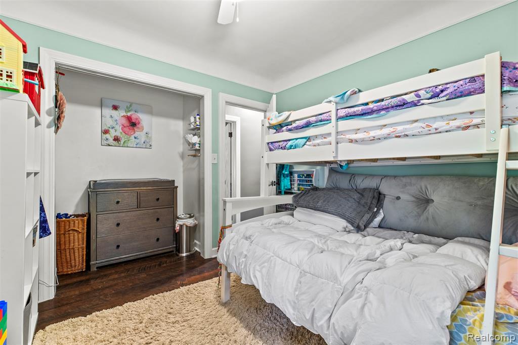 21462 Berg Road Southfield, MI 48033 - Photo 14 of 26