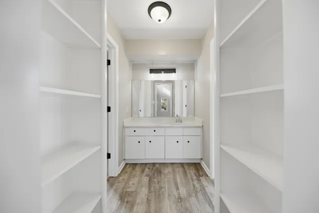 $272,500 | 11502 Bellerive Drive, Houston, TX 77072